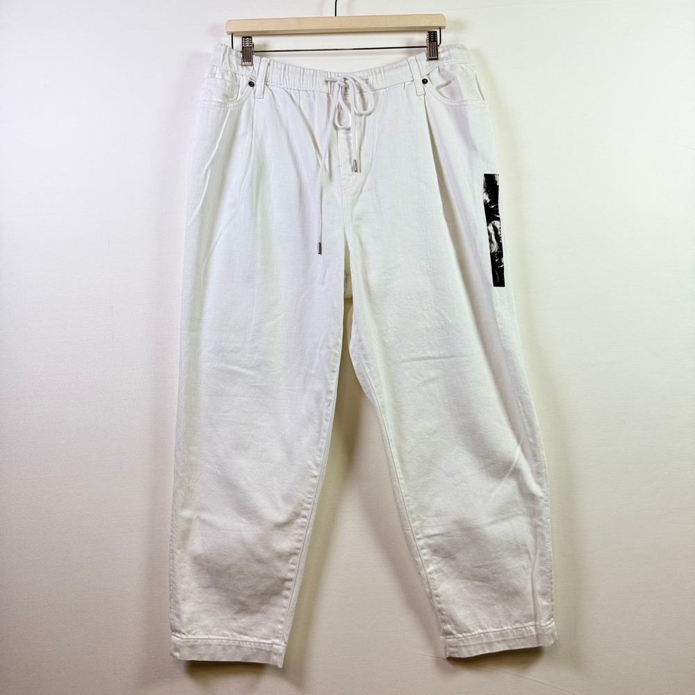 BANANA REPUBLIC White High Rise Elastic Waist Barrel Jean Size L